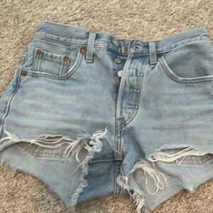 Levi 501, buttons all the way up, high waisted,